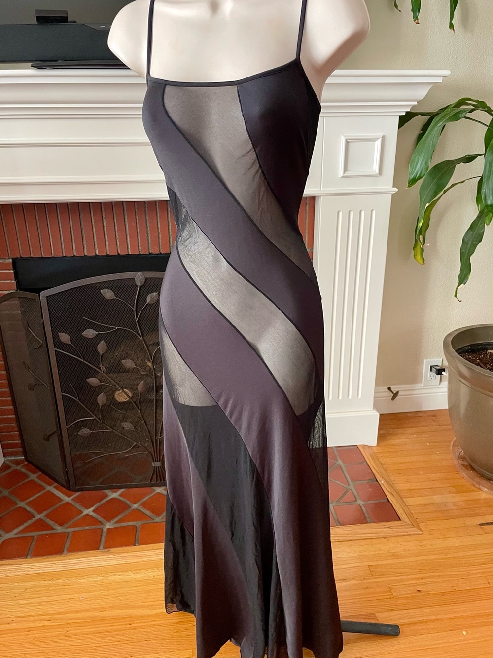 Vintage Fredericks of Hollywood Black Semi-Sheer Floor Length Nightgown Medium